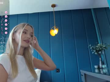 webcam girl kriss0leoo live cam image #9323750