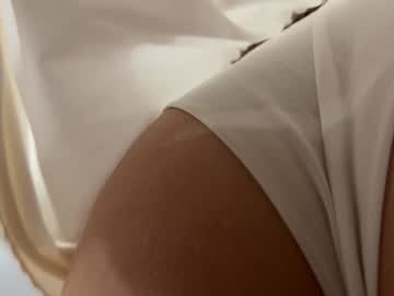 webcam girl cuteelsa_ live cam image #10630809