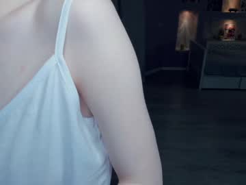 webcam girl gingers_hugs live cam image #7898173