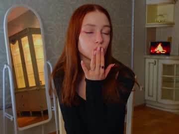 webcam girl shirleywhitney live cam image #8684820