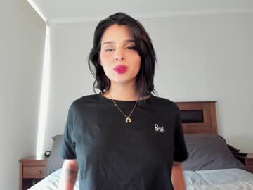 webcam girl yourfreakygirl live cam image #3668117