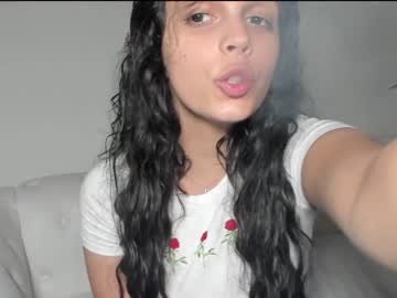 webcam girl lilbeccaxo live cam image #2724444