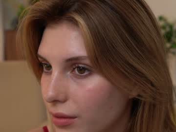 webcam girl refined_style live cam image #10562623
