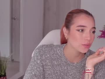 webcam girl scarlett__baker live cam image #4692433