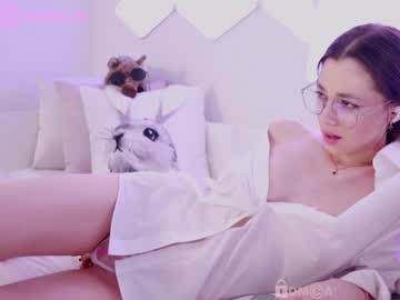 webcam girl taanni_bc live cam image #5754475