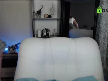 webcam girl adrykilly live cam image #687581