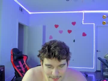 webcam man thejohnnystone live cam image #1469715