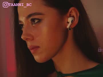 webcam girl taanni_bc live cam image #8141104
