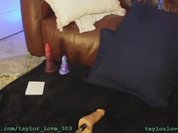 webcam girl taylor_love_303 live cam image #8424333