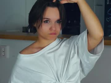 webcam girl primrosecolemanf live cam image #11086021