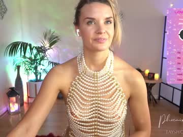 webcam girl phoenix_taylor live cam image #8322687