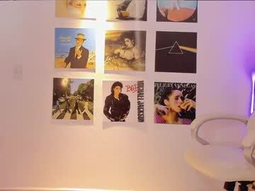 webcam girl little_effy18 live cam image #7795306