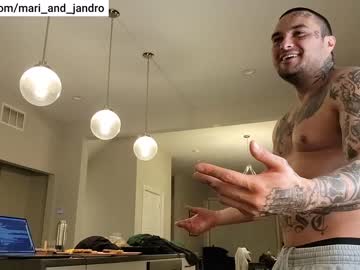 webcam couple mari_and_jandro live cam image #1079032
