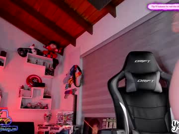 webcam girl yesikasaenz live cam image #1289898