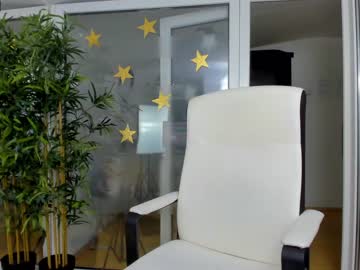 webcam girl ingridblondy94 live cam image #2783934