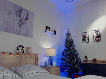 webcam girl riskyproject live cam image #7960497