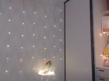 webcam girl hi_teika live cam image #1902677