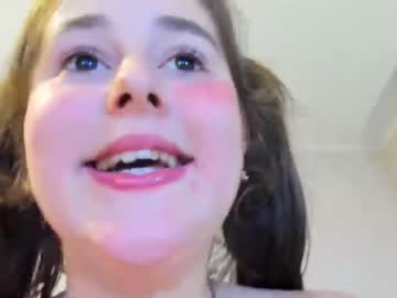webcam girl emilia_bailey live cam image #301761