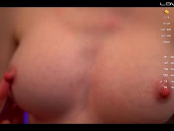 webcam girl loony_moony live cam image #6556410