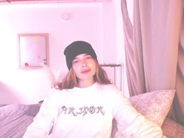 webcam girl kendalltyler live cam image #1360393