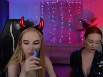 webcam couple bright_diamonds_054 live cam image #9856885