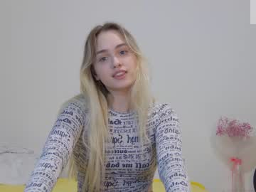 webcam girl evi_wow live cam image #4510411