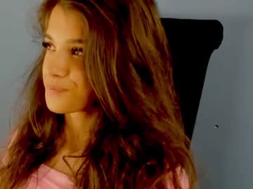 webcam girl babyaylin live cam image #10283230