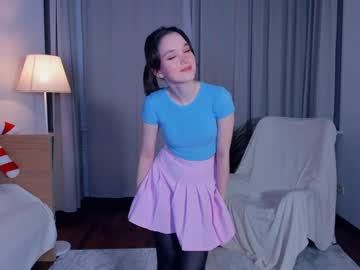 Cam for macyadrian