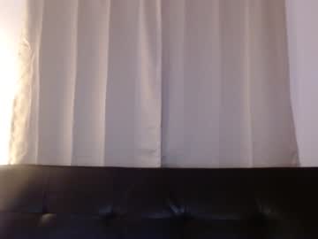webcam couple sweetkittenandbrutalhound live cam image #4293347