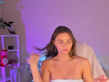 webcam girl kralya_smile live cam image #4659073