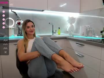 webcam girl lovely__alisa live cam image #3895803
