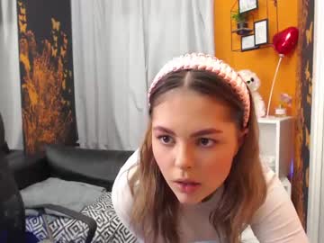 webcam girl simply_lily live cam image #4650131