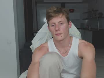 webcam man fixsicki live cam image #9273017