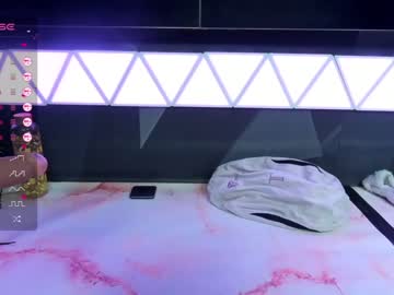 webcam girl vanessa_love live cam image #8889740