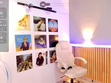 webcam girl little_effy18 live cam image #10015740