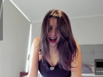 webcam girl yourfreakygirl live cam image #10158574