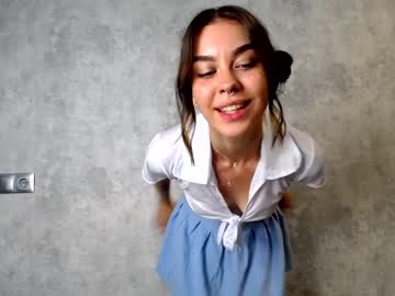 webcam girl nika_lodge live cam image #2911036