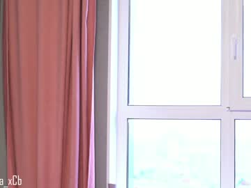 webcam girl milanamuse live cam image #9103339