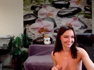 webcam girl jennycutey live cam image #2093248