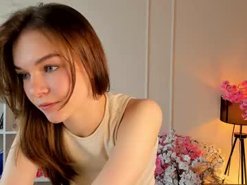 webcam girl cwenbrayton live cam image #12364355