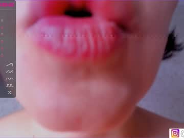 webcam girl bzzzme live cam image #6635132