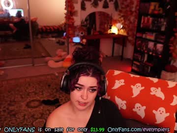 webcam girl evelynpiers live cam image #7365480