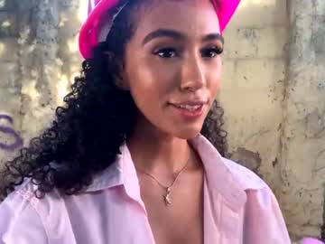 webcam girl amnie_ live cam image #8823270