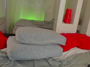 webcam girl emma_flin live cam image #10443753