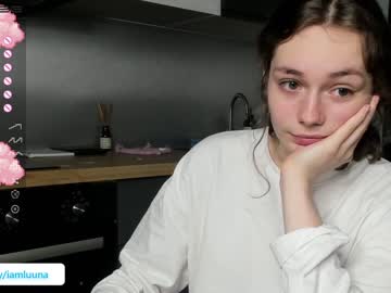 webcam girl mxxnsxsul live cam image #3848471