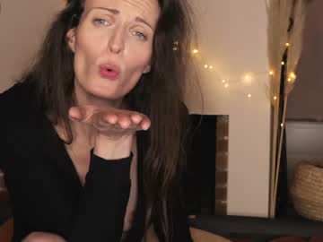 webcam girl yulladao live cam image #7815567