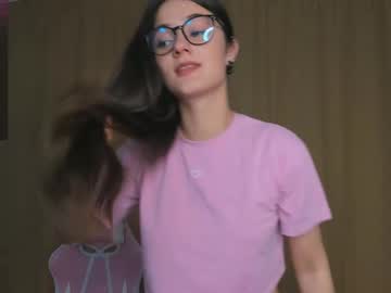 webcam girl talk_w1th_me live cam image #12461575