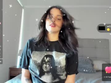 webcam girl yourfreakygirl live cam image #12164168
