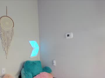 webcam girl rach_rach live cam image #3000463