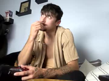 webcam man adultswim2760 live cam image #10986054